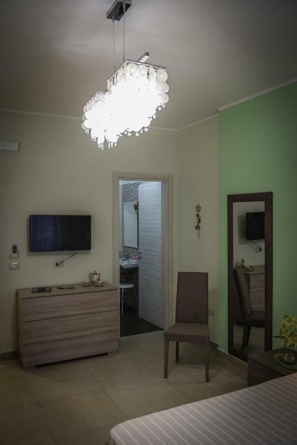 Bed and Breakfast Le Fontane Del Re Caserta Exterior foto