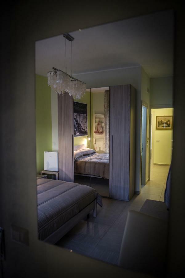 Bed and Breakfast Le Fontane Del Re Caserta Exterior foto